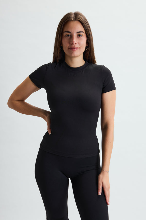 BLACK BELL TAILORED TEE ČRNA